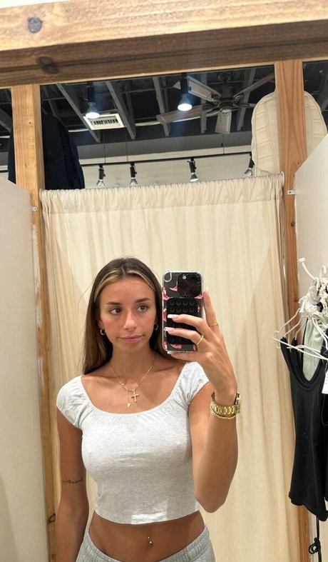 actress onlyfans adult photos