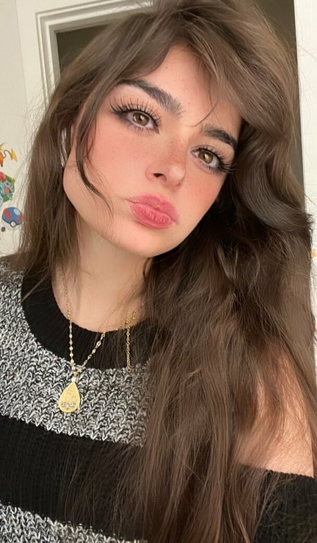 Aruuu star high quality img