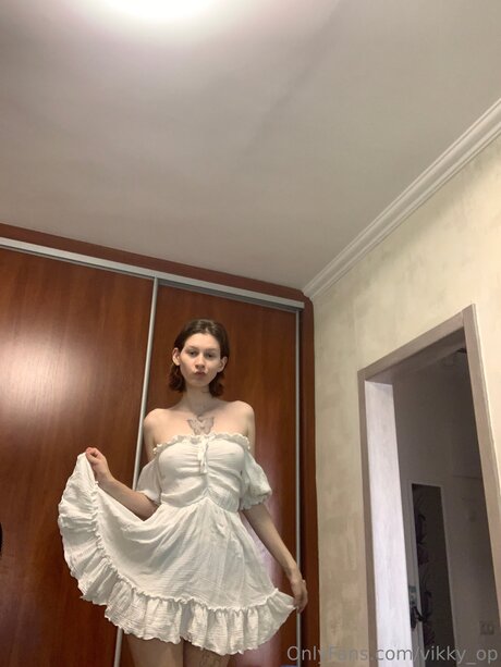 Vikky Op beautiful actress photo