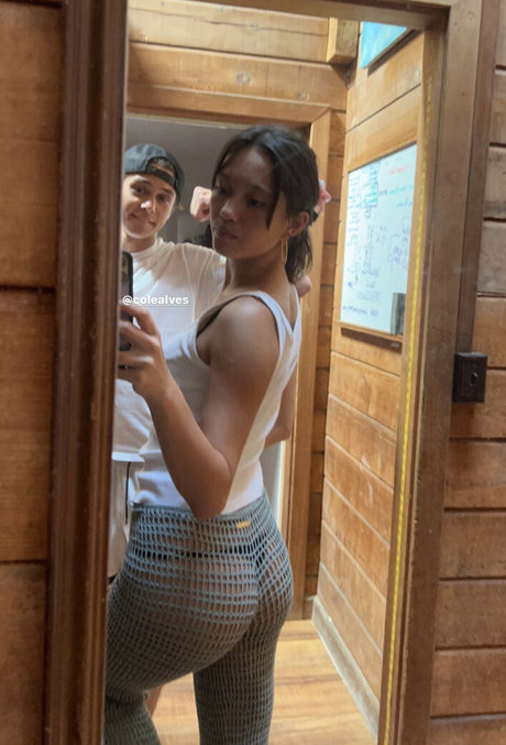 Lilychee hd model picture