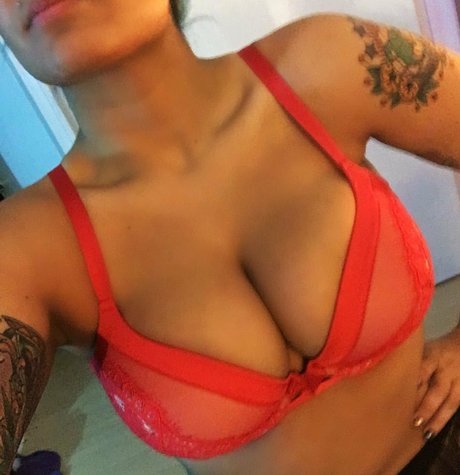 TheZombiUnicorn pornstar hd pictures
