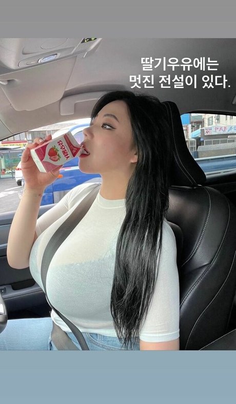 Jung Hye Bin beautiful model images