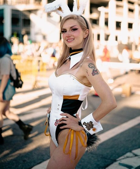 female masturbation onlyfans free xxx image