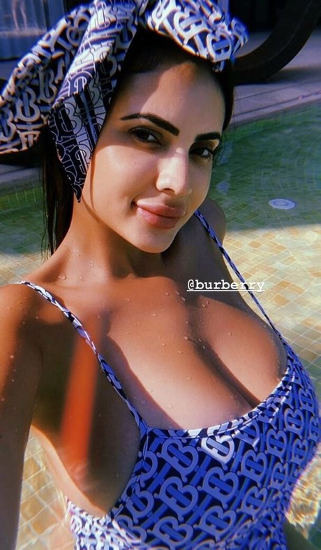 long onlyfans adult photos