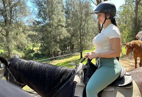 Magida El Dhaybi model pretty photos