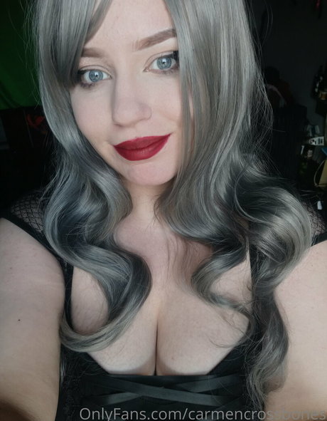 small onlyfans free nude archive