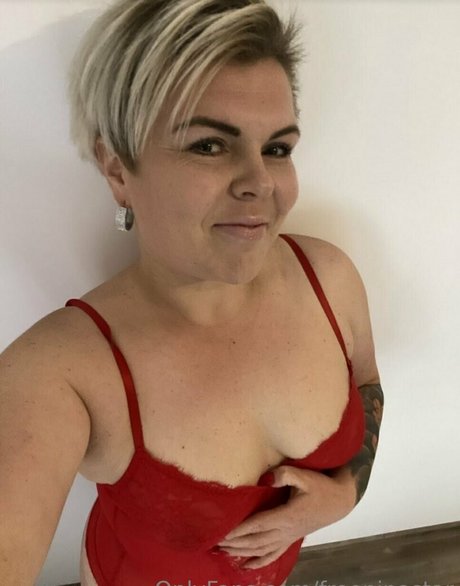 freeninastar nice pornstar pics