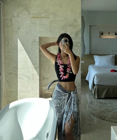 curvy girl onlyfans beautiful photos