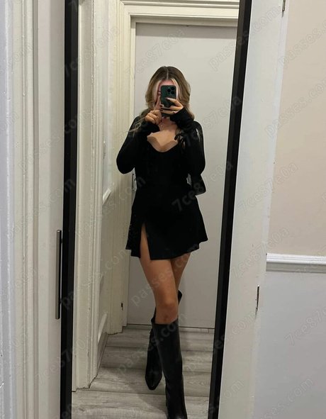 Shannon Langdon erotic pornstar pics