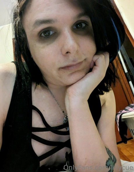 curvy girl onlyfans art porn img