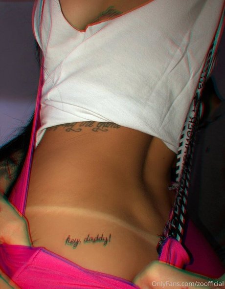 ZOO model erotic images