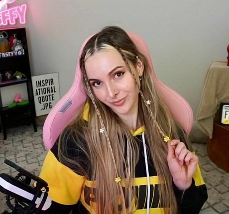 summer free onlyfans beautiful naked photos