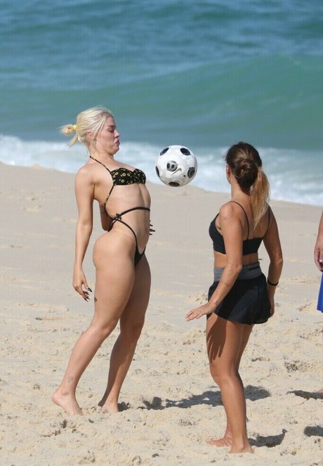 Luisa Sonza pornstar sex pic