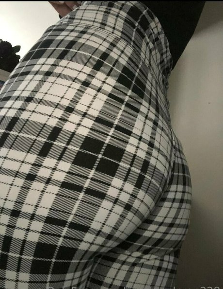 sarahandryan228 pornstar xxx pic