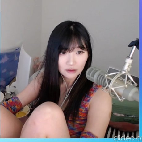 cute asian onlyfans beautiful images