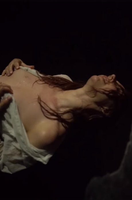 centerfold onlyfans perfect photo