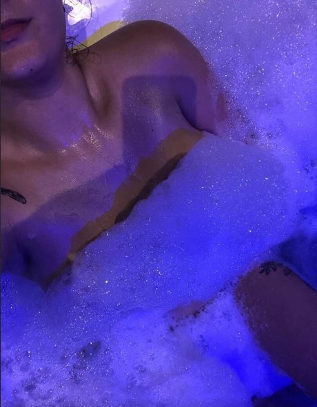 Lary Nascimento free star picture