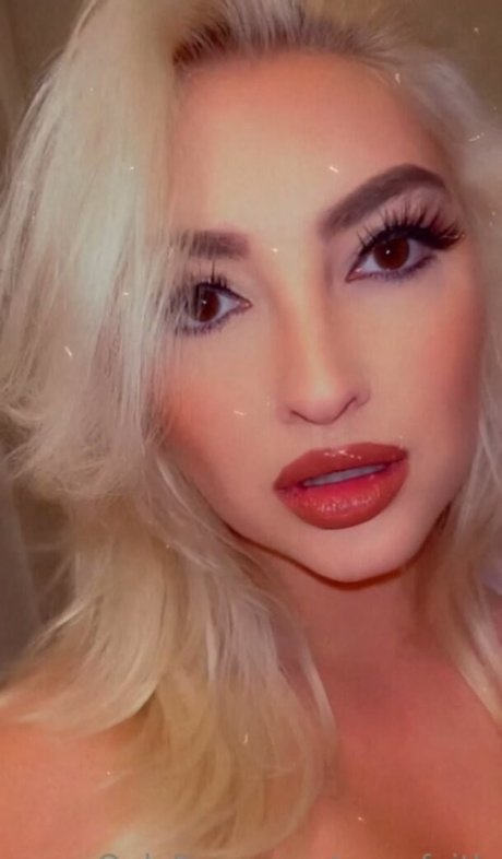 Ann Fith Carlson star naked pic