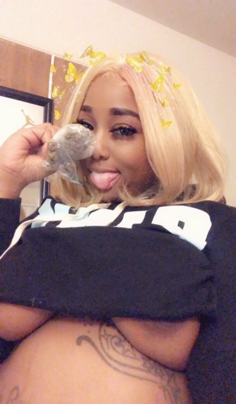 curvy blonde milf onlyfans hot xxx images