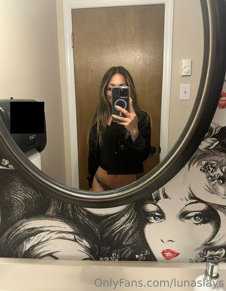 young free onlyfans erotic pic