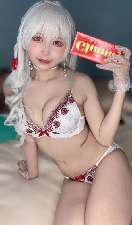 yomicos0909 model hd photo