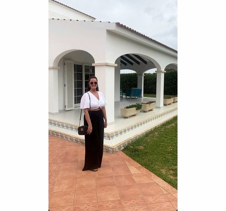 Melanie M nude model galleries