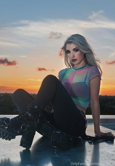 MorganLeFoy star nice pictures