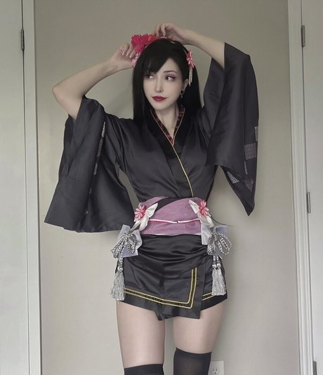 Drellatsun erotic actress images