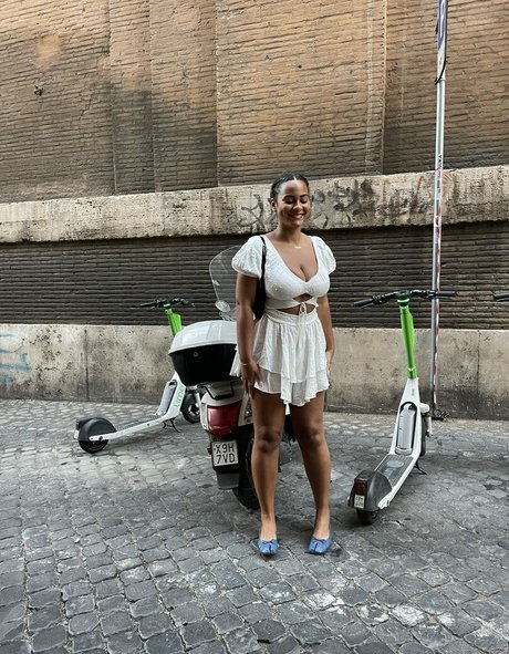 Raina Morris pornstar art pictures