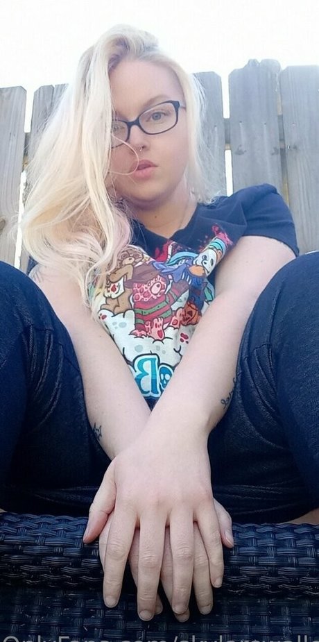 skylarswallows pornstar xxx pic