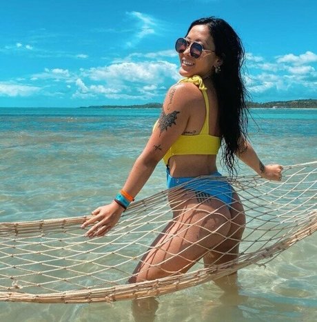 Carol Yukari nude pornstar pic