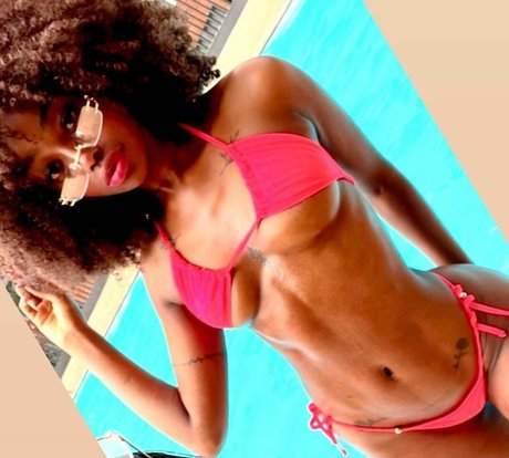 Lucero Black model pornographic archive