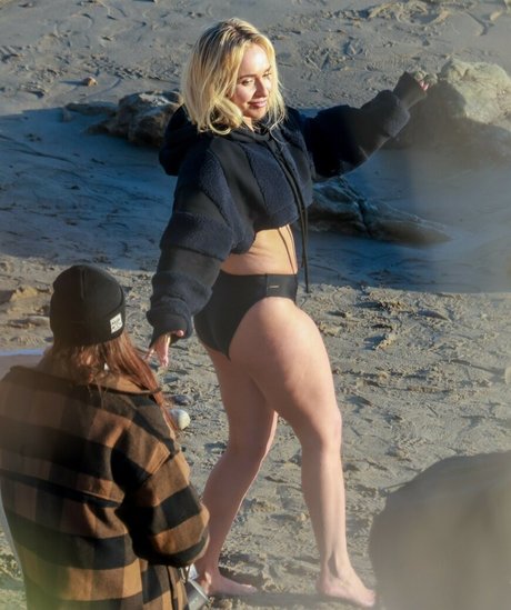 petite trans onlyfans nude img