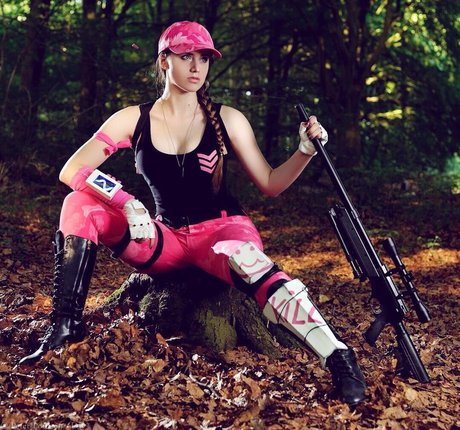 asian lesbian onlyfans art nude galleries