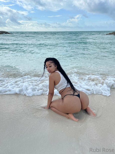 Rubi Rose porn model pictures