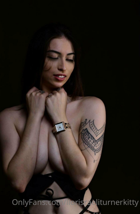 flat onlyfans nude picture