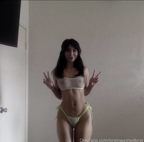 Brainwashedbrat adult model img