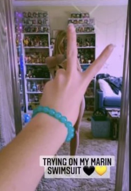 big ass blonde onlyfans sexy naked photo