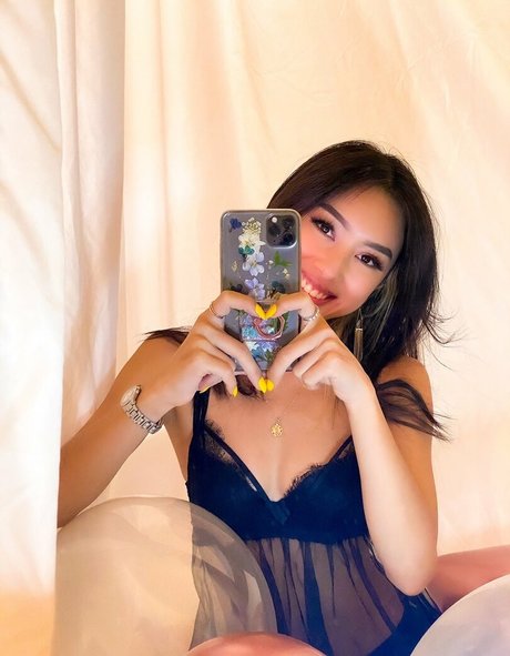 bbygirlmai beautiful model archive