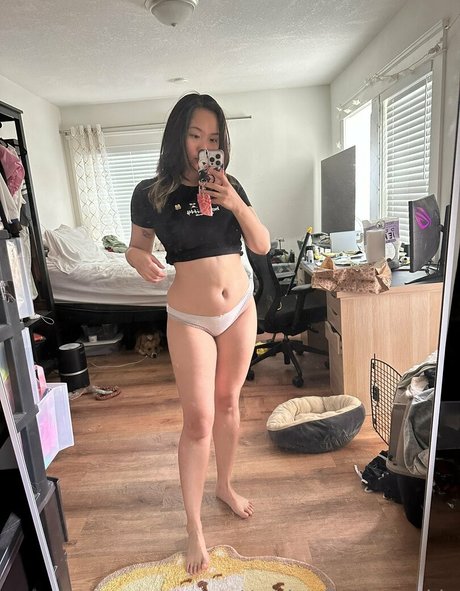 hottest girls onlyfans top photo