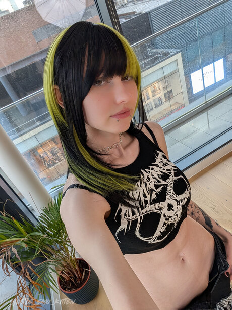 big pussy lips onlyfans adult pics