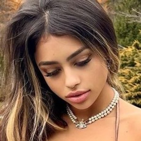 nerdy teen onlyfans adult pic