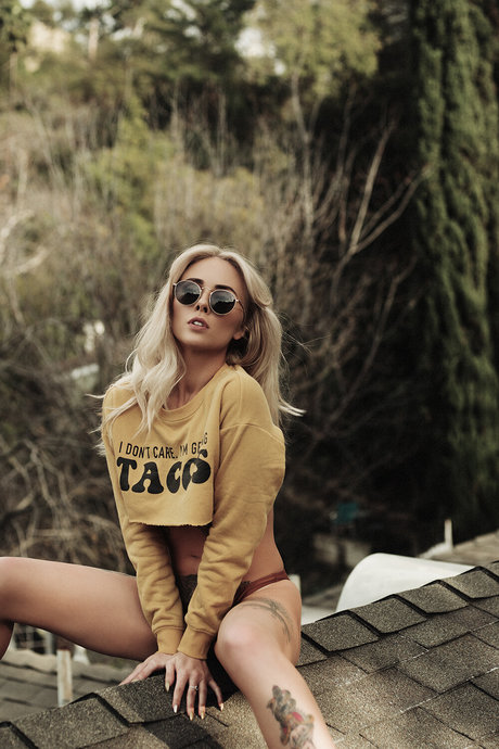 young asian onlyfans free nude images