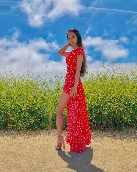 Faye Miah exclusive model images