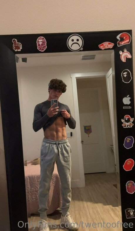 twentoofree xxx model photos