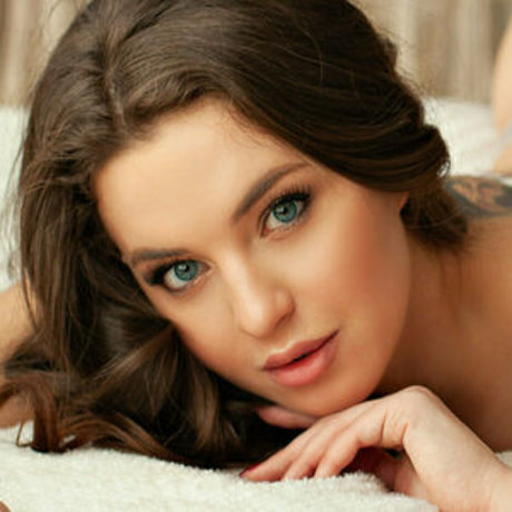 redhead pawg onlyfans free xxx picture