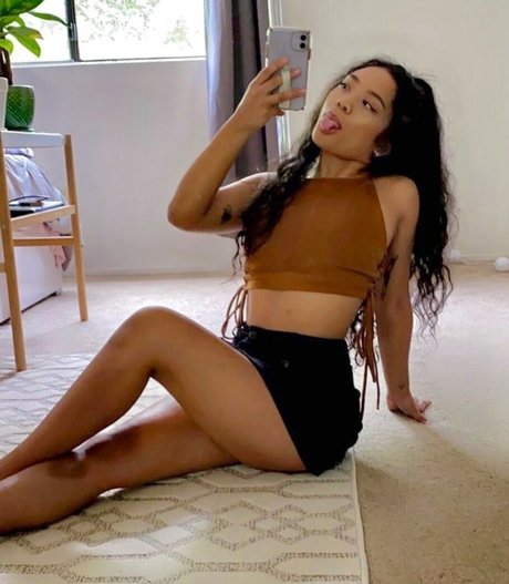 Alleyesoniris star pornographic img