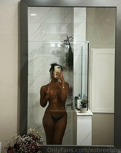 xobreebby model porn images