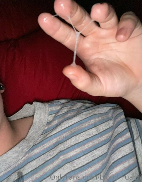 blo0d r0ach nice star pics