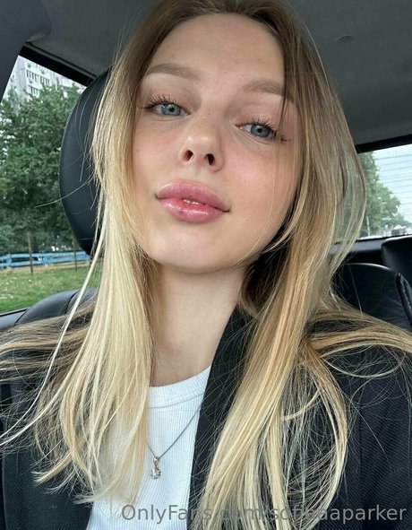 old young lesbian onlyfans hot nude gallery